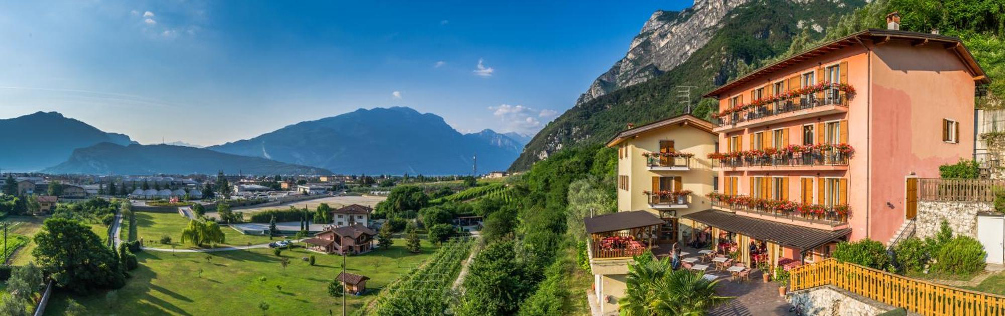 Agritur Eden Marone Villa Riva del Garda Bagian luar foto