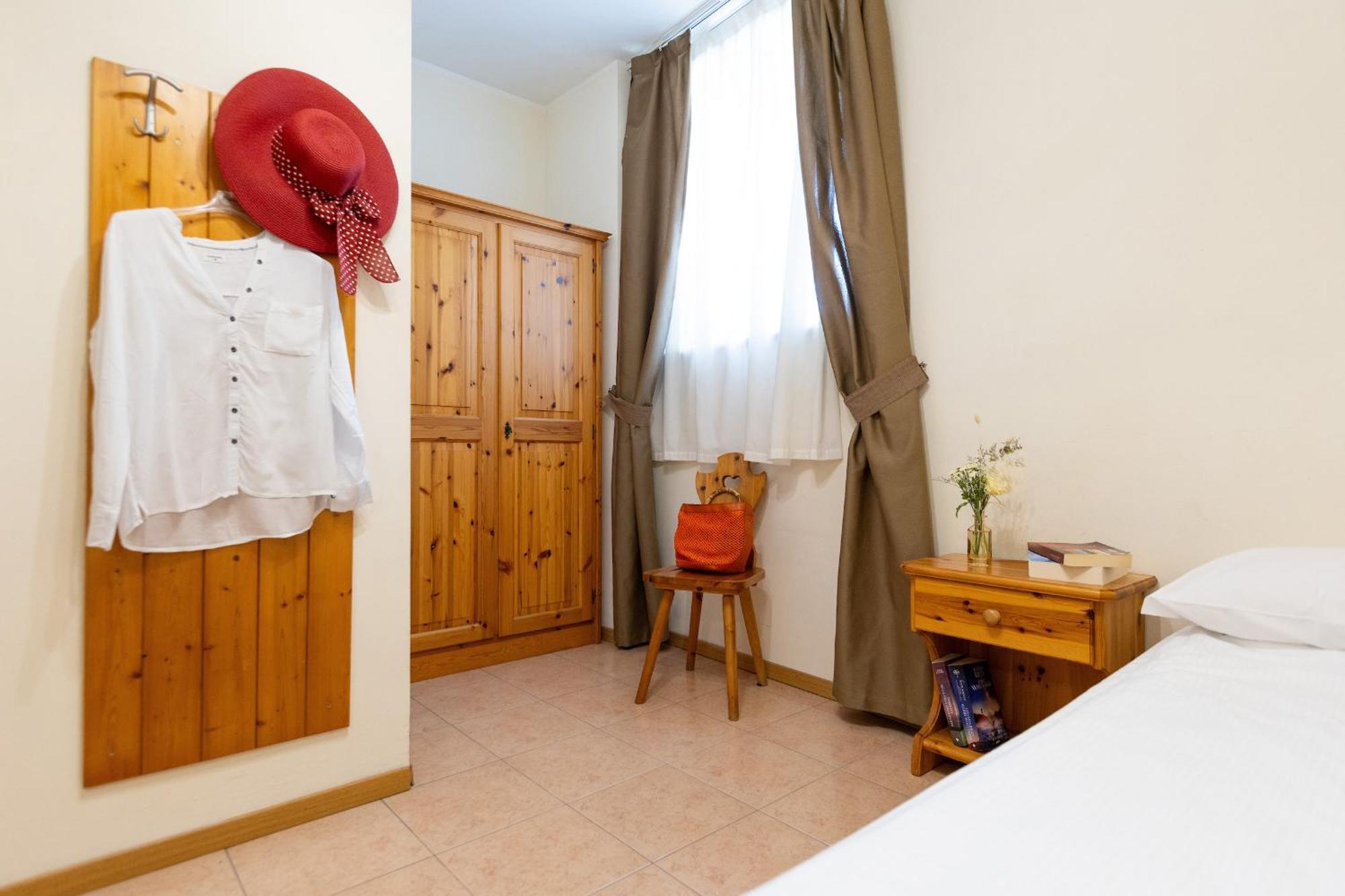 Agritur Eden Marone Villa Riva del Garda Bagian luar foto