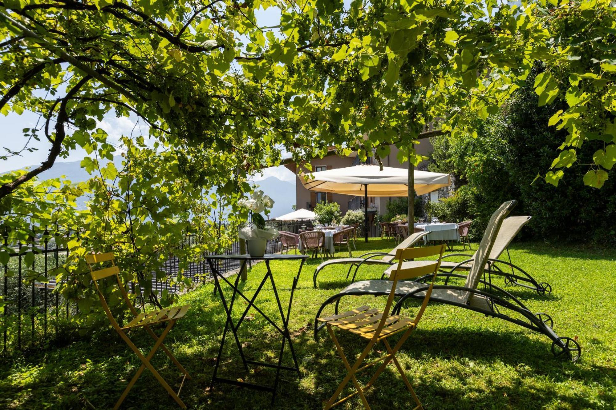 Agritur Eden Marone Villa Riva del Garda Bagian luar foto